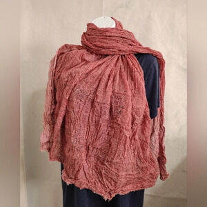 Signals Crinkled Scarf in Rose Black Fray hem black Floral Pattern rectangle